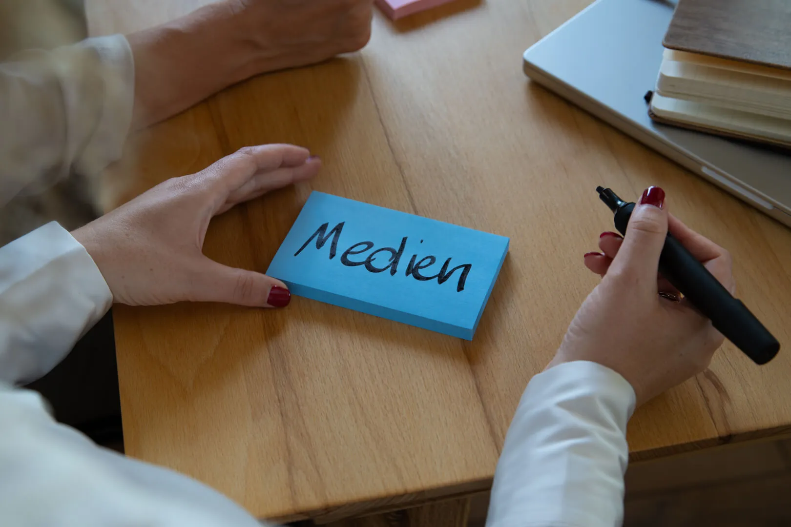 kommunikation-mit-impact-medien-anna-ferdinand